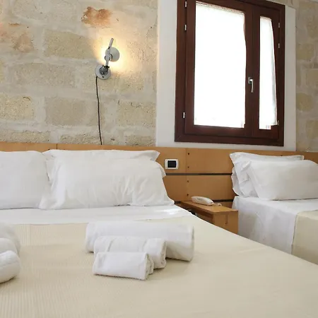 Hotel Delle Cave 3*