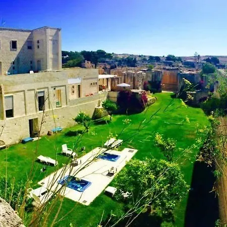 Szálloda Delle Cave 3*